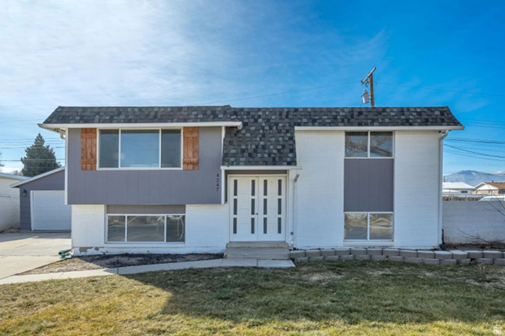 4247 W MIDWAY DR, West Valley City, UT 84120