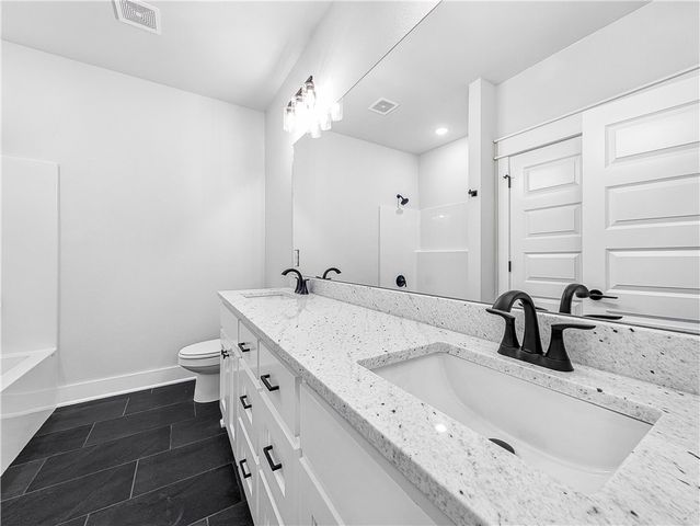 12 Radcliffe Drive, Bella Vista, AR 72714