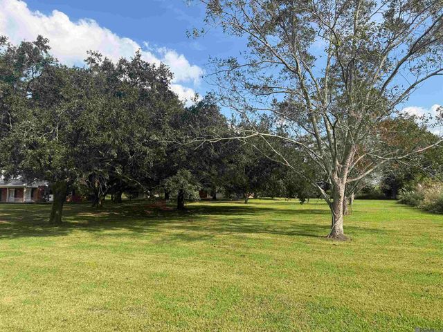 36015 Richland Rd, White Castle, LA 70788