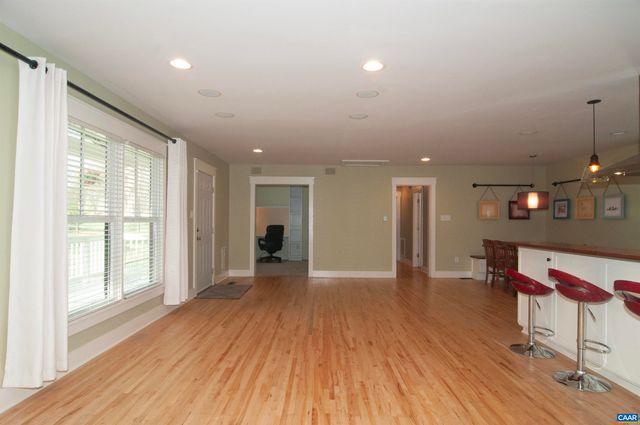4600 ADVANCE MILLS RD, Earlysville, VA 22936