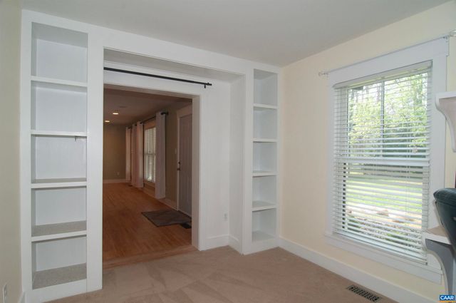 4600 ADVANCE MILLS RD, Earlysville, VA 22936