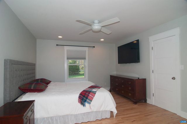 4600 ADVANCE MILLS RD, Earlysville, VA 22936