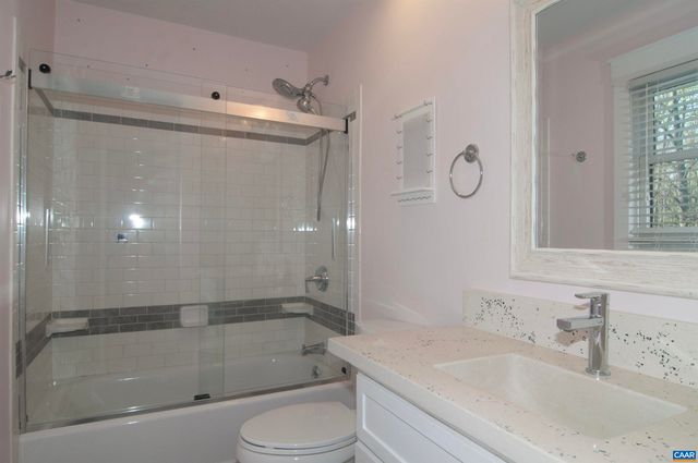 4600 ADVANCE MILLS RD, Earlysville, VA 22936