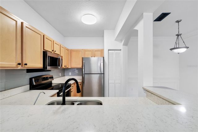 12855 MADISON POINTE CIRCLE 101, Orlando, FL 32821