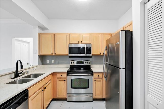 12855 MADISON POINTE CIRCLE 101, Orlando, FL 32821