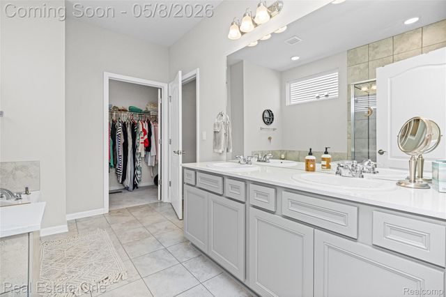 30067 Turtle Creek Circle, Lyon Charter Township, MI 48165