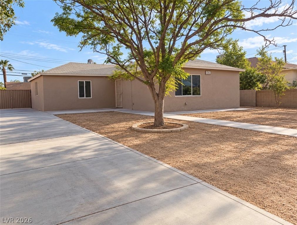 609 East Carey Avenue, North Las Vegas, NV 89030 — exterior