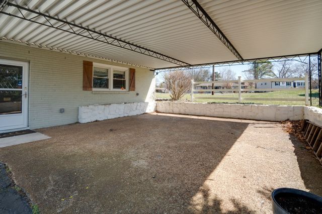 504 Big Horn Dr, Old Hickory, TN 37138