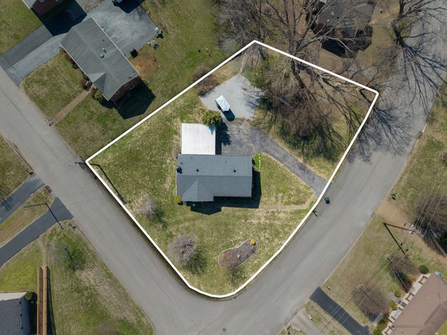 504 Big Horn Dr, Old Hickory, TN 37138