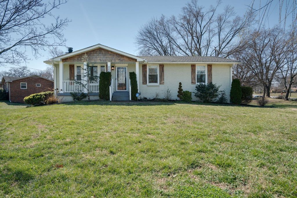504 Big Horn Dr, Old Hickory, TN 37138