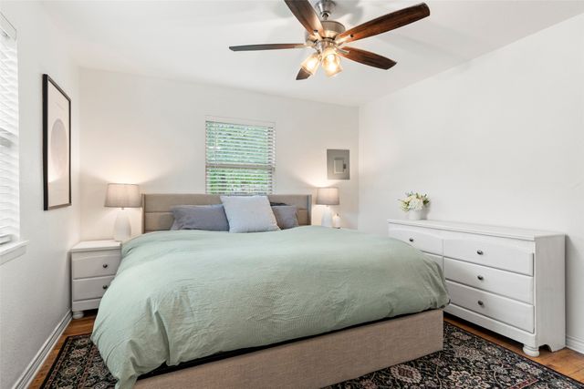 807 Elizabeth Boulevard, Granbury, TX 76048