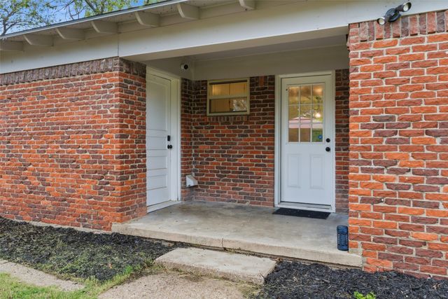807 Elizabeth Boulevard, Granbury, TX 76048