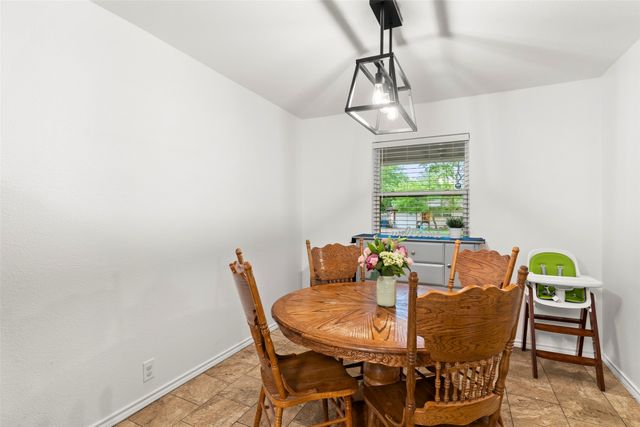 807 Elizabeth Boulevard, Granbury, TX 76048