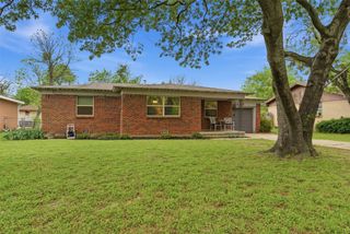 807 Elizabeth Boulevard, Granbury, TX 76048