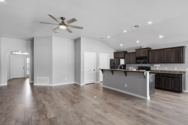 1308 Heather Lane, Webb City, MO 64870