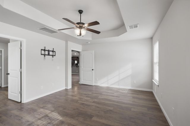 1308 Heather Lane, Webb City, MO 64870