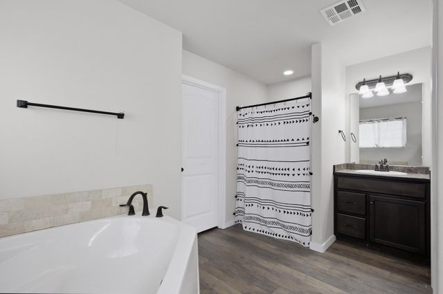 1308 Heather Lane, Webb City, MO 64870