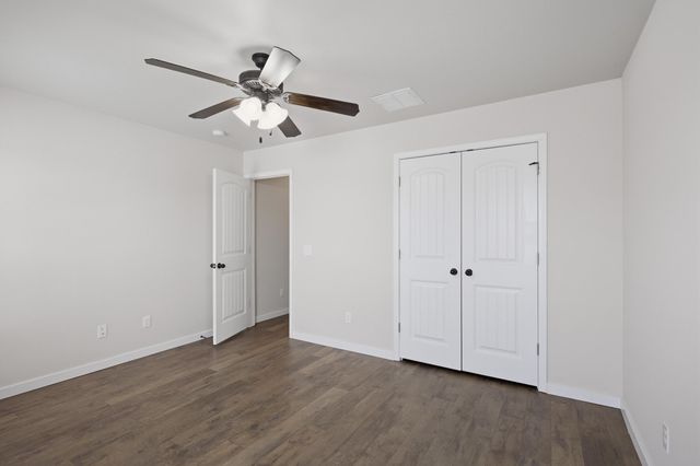 1308 Heather Lane, Webb City, MO 64870