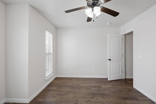 1308 Heather Lane, Webb City, MO 64870