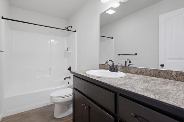 1308 Heather Lane, Webb City, MO 64870