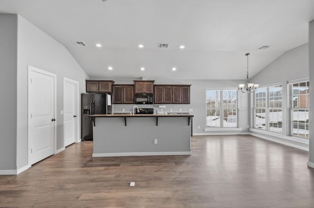 1308 Heather Lane, Webb City, MO 64870