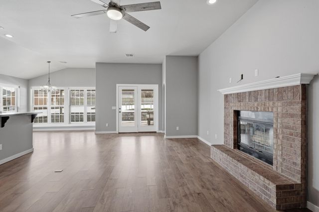 1308 Heather Lane, Webb City, MO 64870