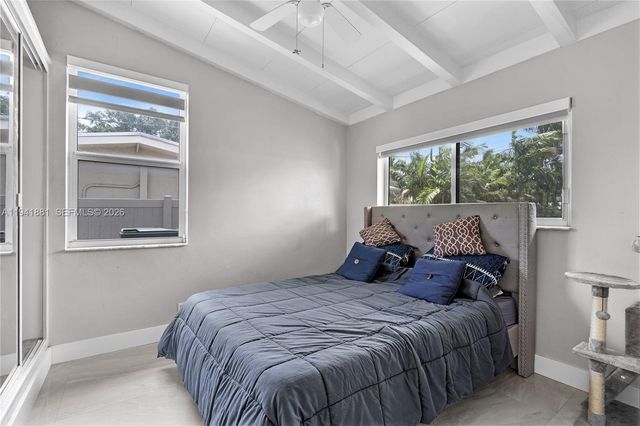 2430 Key Largo Lane, Fort Lauderdale, FL 33312