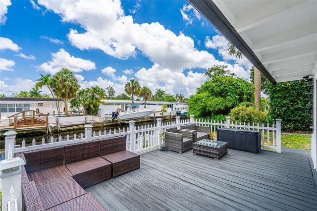 2430 Key Largo Lane, Fort Lauderdale, FL 33312