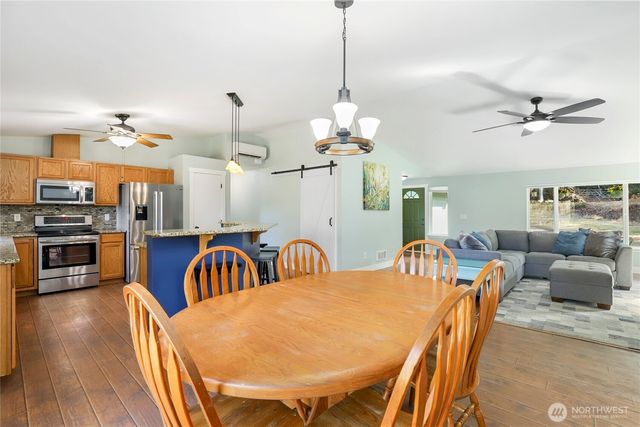 2461 Cantu Lane NW, Seabeck, WA 98380