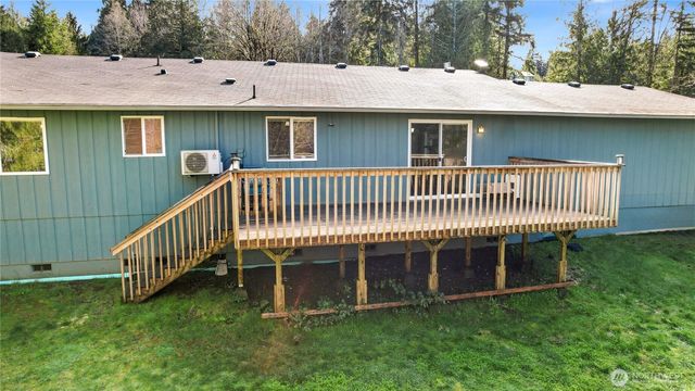 2461 Cantu Lane NW, Seabeck, WA 98380