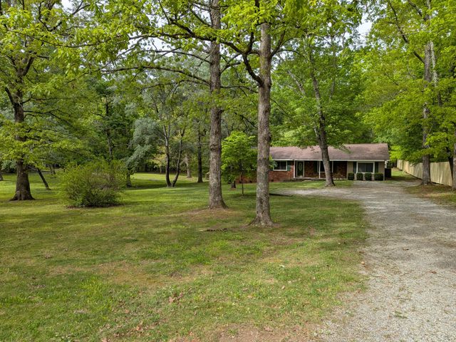1061 Cranfill Road, Dayton, TN 37321
