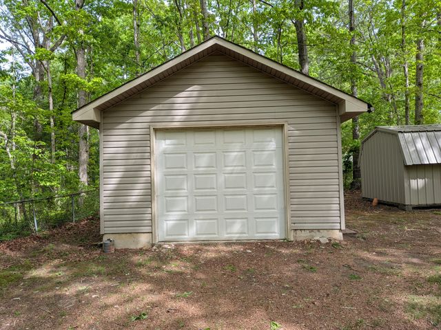 1061 Cranfill Road, Dayton, TN 37321
