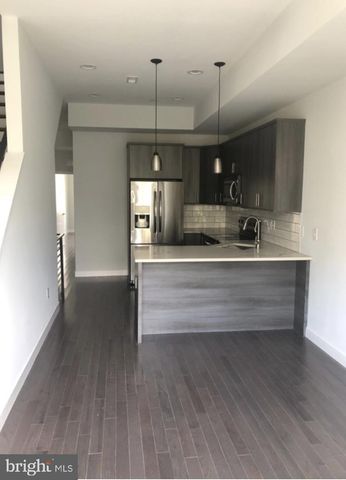 2120 N FRANKLIN ST, Philadelphia, PA 19122