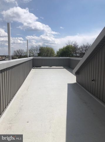 2120 N FRANKLIN ST, Philadelphia, PA 19122