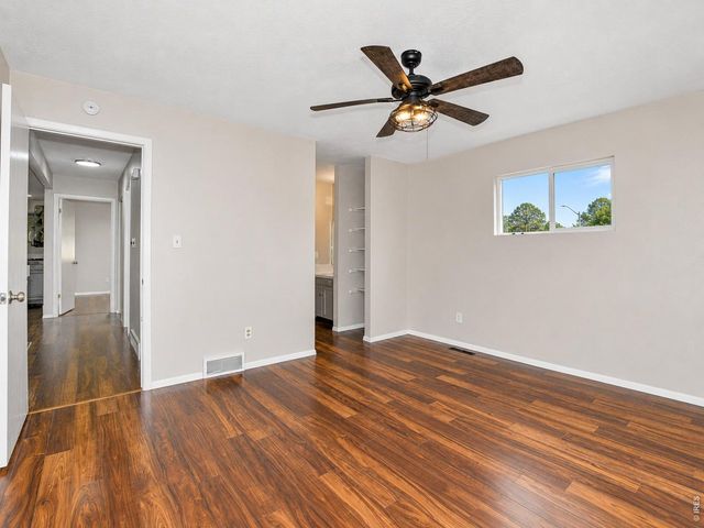 1428 Glenda Ct, Loveland, CO 80537