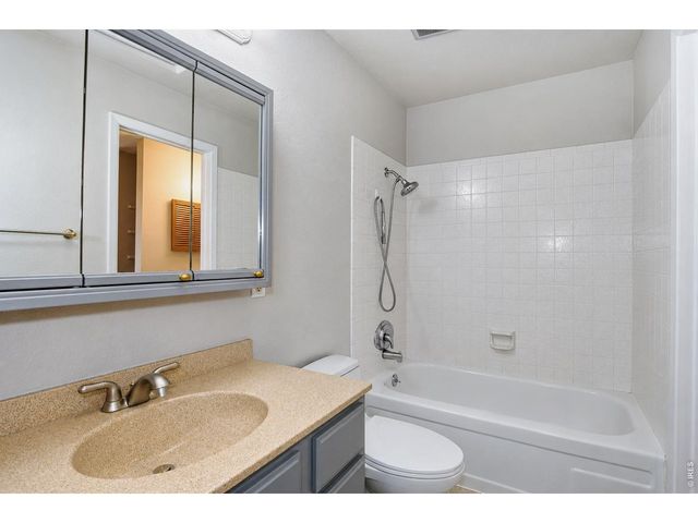 1428 Glenda Ct, Loveland, CO 80537