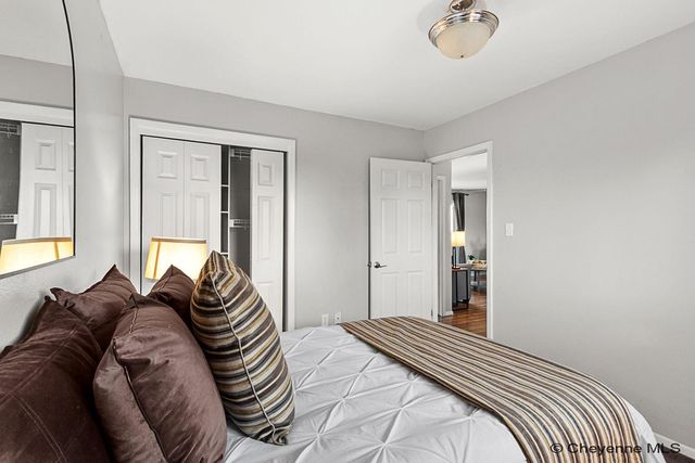 900 PHOENIX DR, Cheyenne, WY 82001