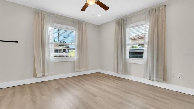2906 W NASSAU STREET, Tampa, FL 33607