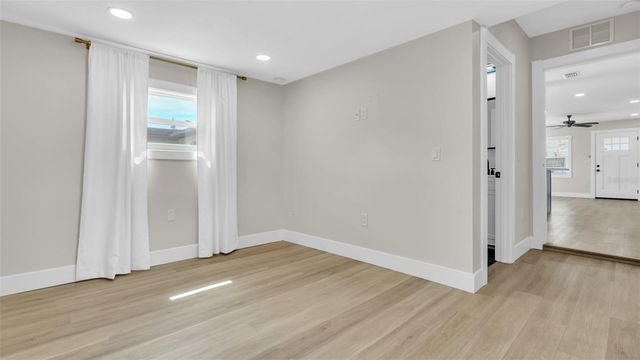 2906 W NASSAU STREET, Tampa, FL 33607