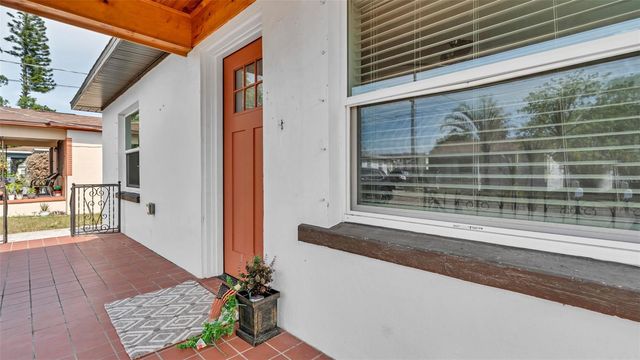 2906 W NASSAU STREET, Tampa, FL 33607
