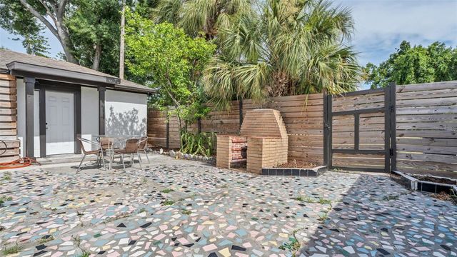 2906 W NASSAU STREET, Tampa, FL 33607
