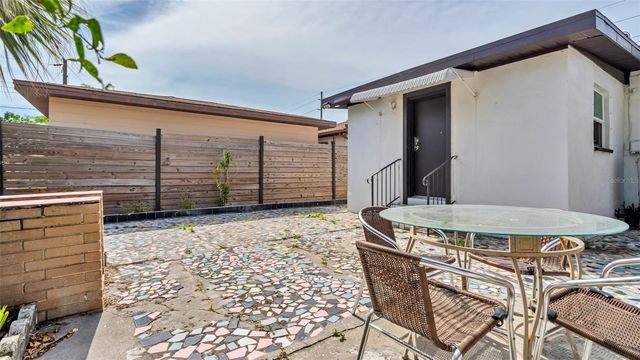 2906 W NASSAU STREET, Tampa, FL 33607