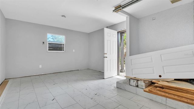2906 W NASSAU STREET, Tampa, FL 33607