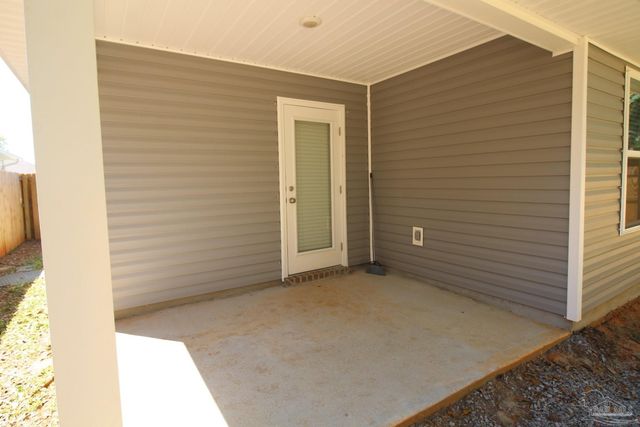 1021 Lovebird Ct, Pensacola, FL 32534