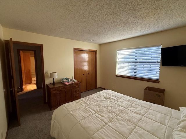 11640 W 113th Street, Overland Park, KS 66210