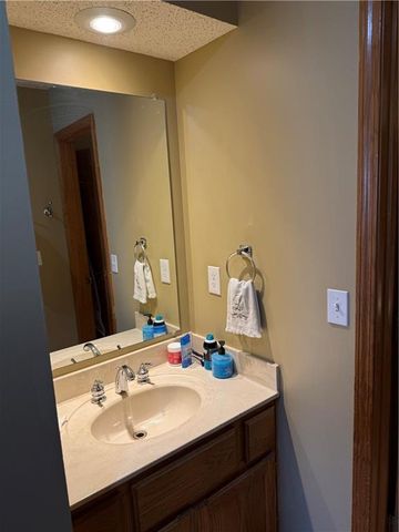 11640 W 113th Street, Overland Park, KS 66210