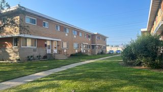 8658 Gregory Ln unit C Lane c, Des Plaines, IL 60016