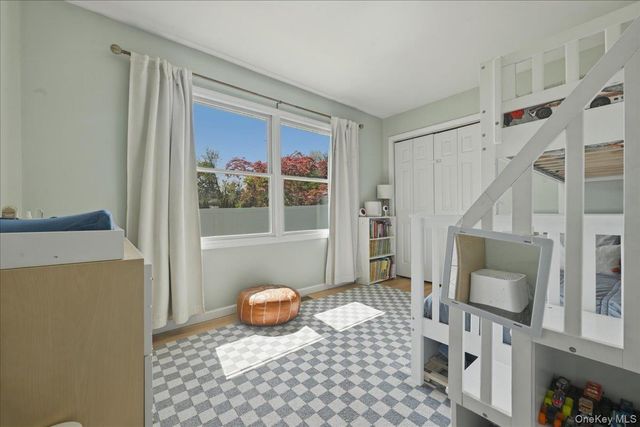 9 Copperbeech Road, Saint James, NY 11780