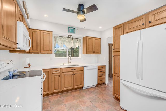 999 N Caribe Ave Unit B, Tucson, AZ 85710