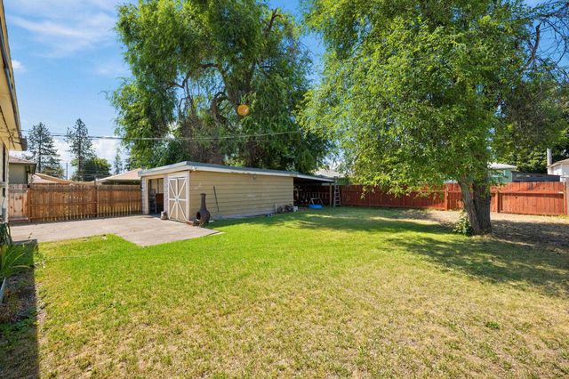 5715 N Alameda Blvd, Spokane, WA 99205